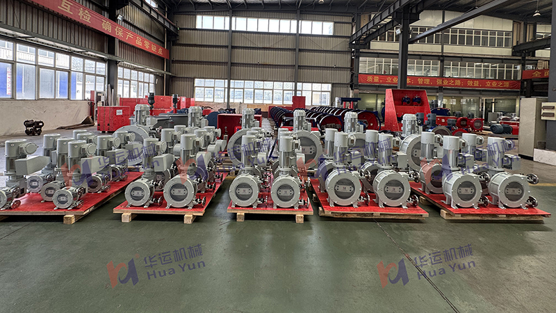 華運機(jī)械向中石油集團(tuán)交付多種型號防爆耐腐軟管泵，助力攻克復(fù)雜工況難題?